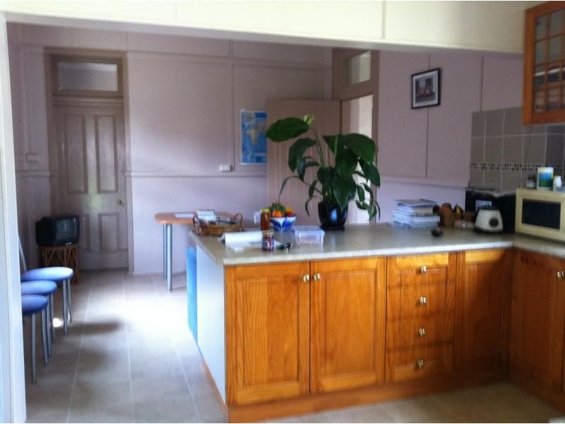 86 Rusden St, Armidale NSW 2350