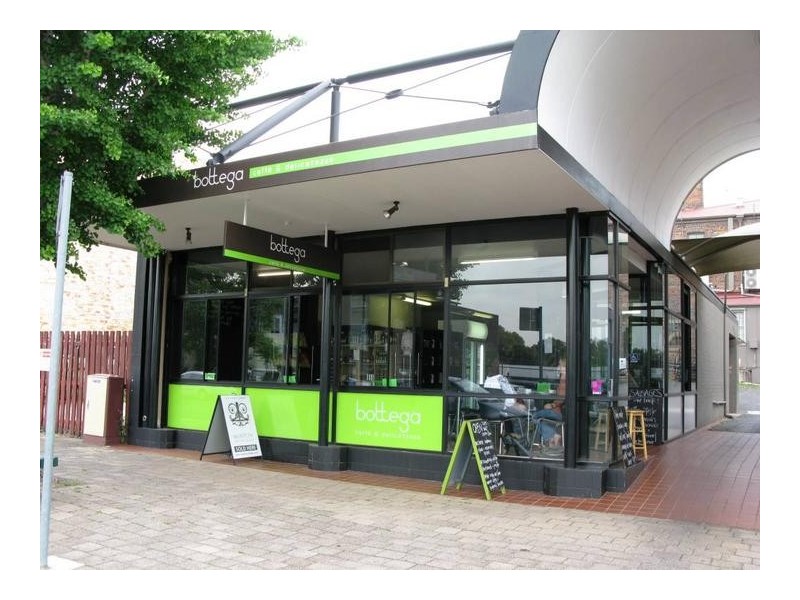 Shop 2/14 Moore Street, Armidale NSW 2350