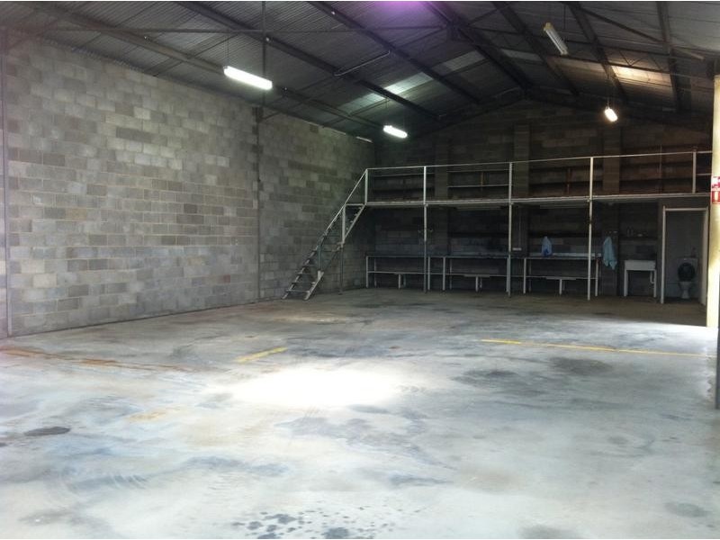 8-10 Brickfield Ave, Armidale NSW 2350