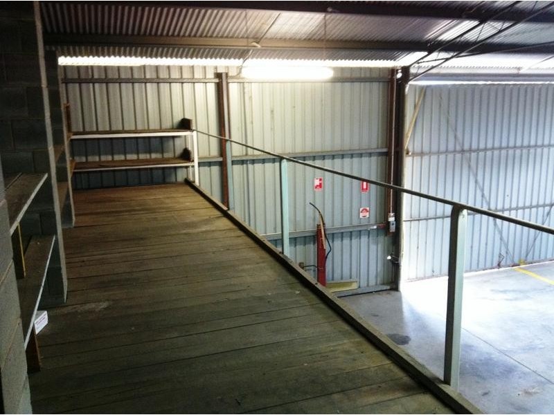 8-10 Brickfield Ave, Armidale NSW 2350