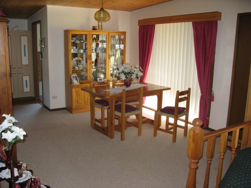 11 DOUGLAS STREET, Armidale NSW 2350