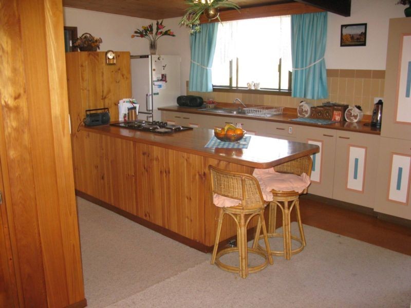 11 DOUGLAS STREET, Armidale NSW 2350