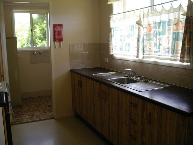 34 VERNA CLOSE, Armidale NSW 2350