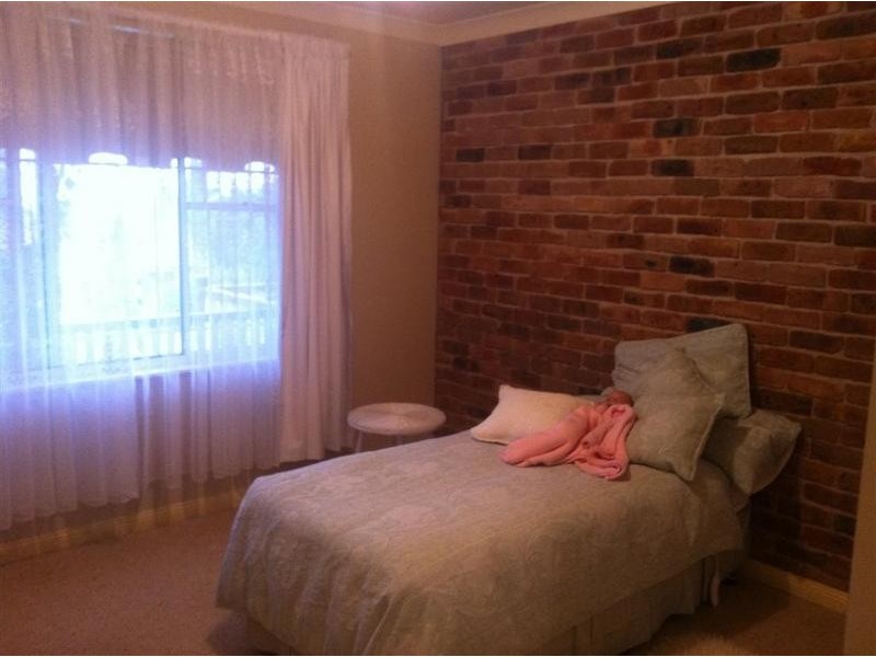 5 Nathenial Pidgeon Drive, Armidale NSW 2350