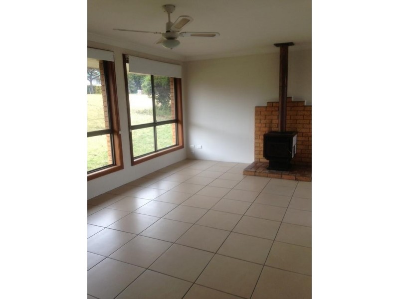 7 Douglas Street, Armidale NSW 2350