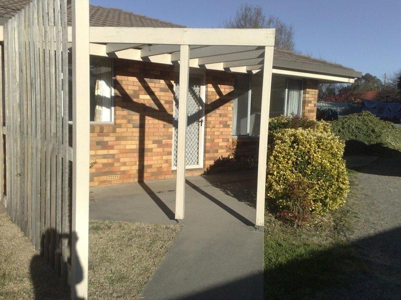 3/10 WIGAN AVE, Armidale NSW 2350