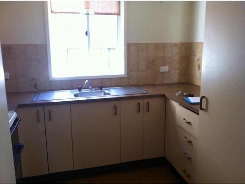 2/99 Mossman Street, Armidale NSW 2350