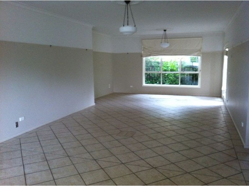 212 DUMARESQ STREET, Armidale NSW 2350