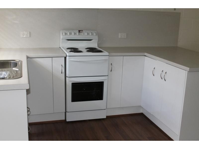 2/219 DONNELLY STREET, Armidale NSW 2350