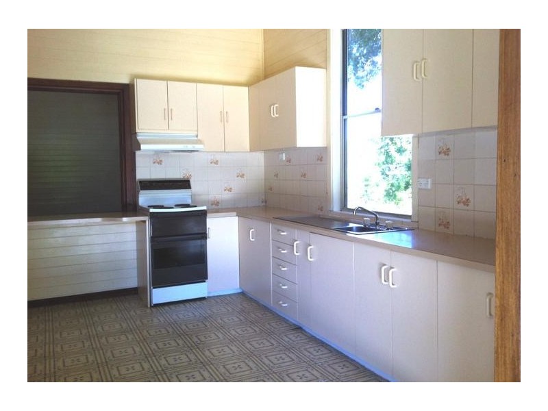 52 MARSH STREET, Armidale NSW 2350