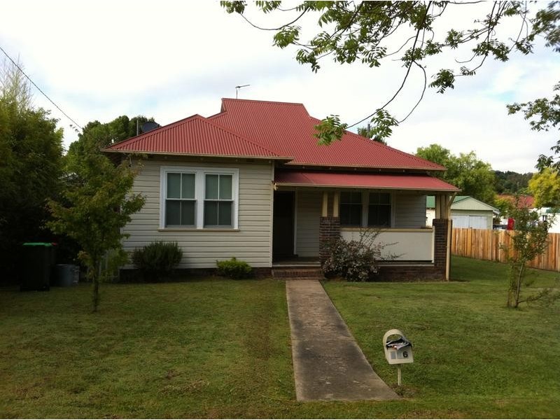 116 Barney Street, Armidale NSW 2350