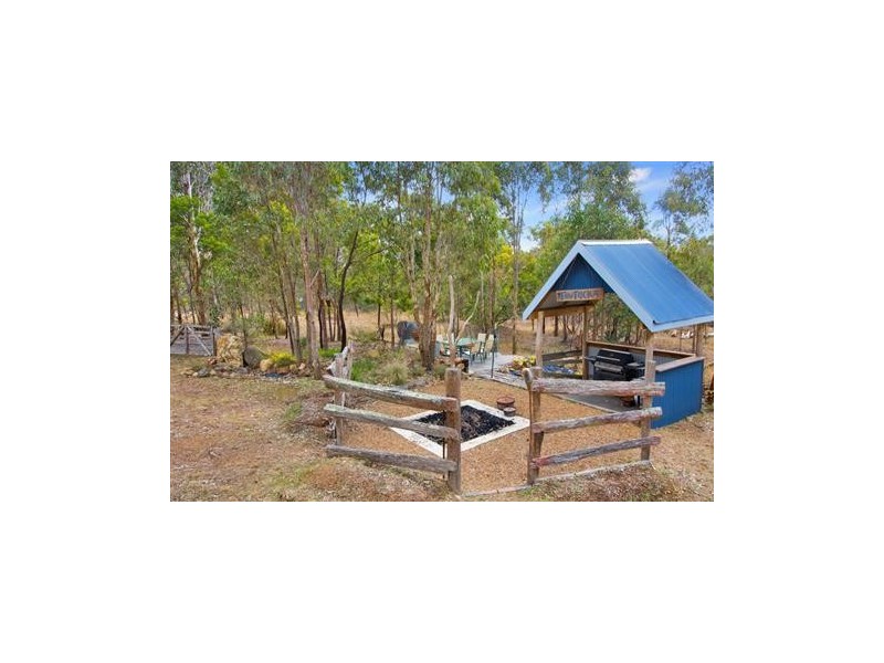 83 Ursula Road, Armidale NSW 2350