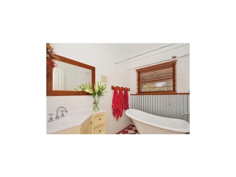 83 Ursula Road, Armidale NSW 2350