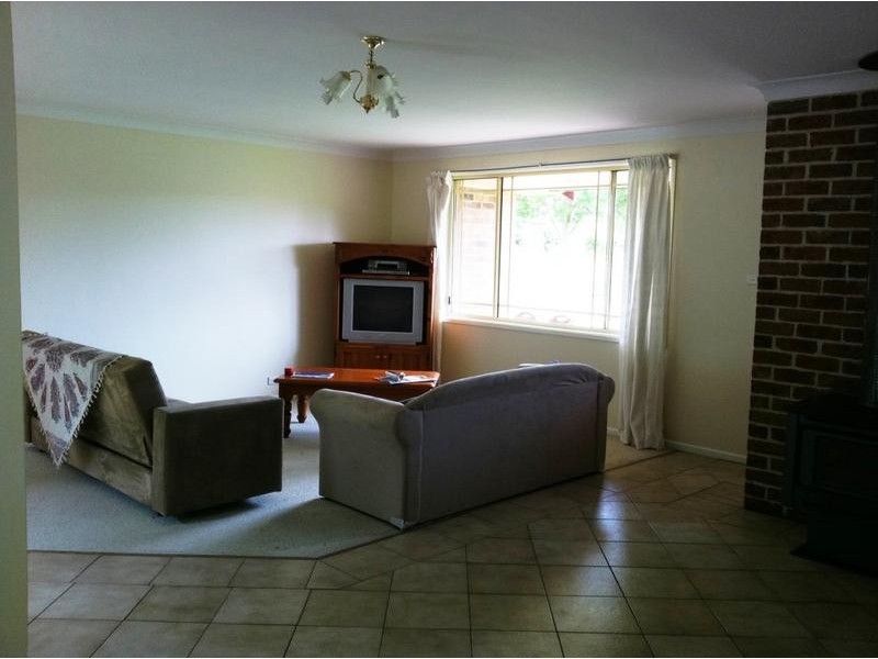 Room 6/6 FIONA PLACE, Armidale NSW 2350