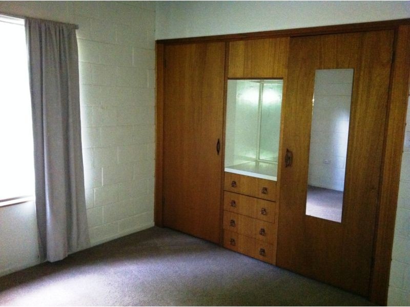 2/18 Nyssa Street, Armidale NSW 2350