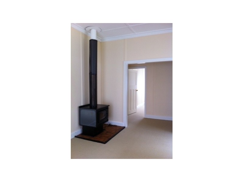 2/70 Niagara Street, Armidale NSW 2350