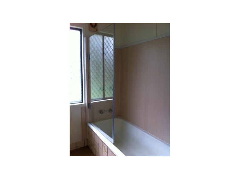 2/70 Niagara Street, Armidale NSW 2350