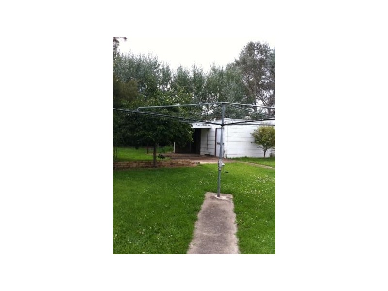 2/70 Niagara Street, Armidale NSW 2350