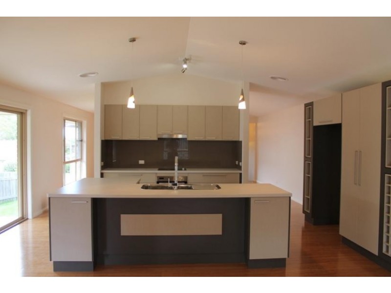 6 ERIN COURT, Armidale NSW 2350
