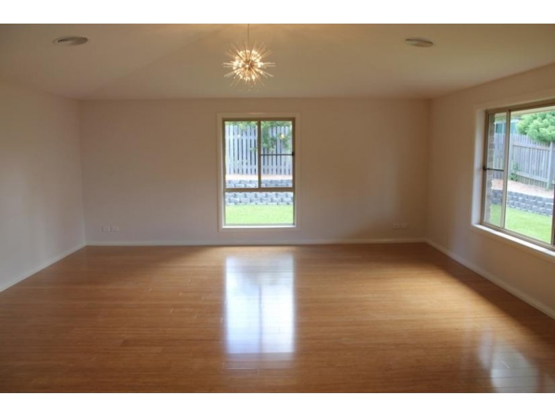 6 ERIN COURT, Armidale NSW 2350