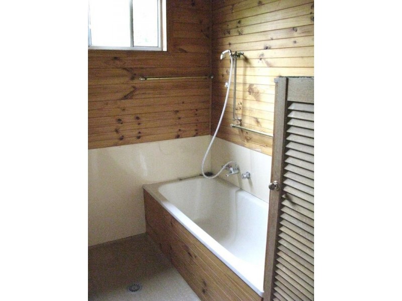 22 TANCREDI STREET, Armidale NSW 2350