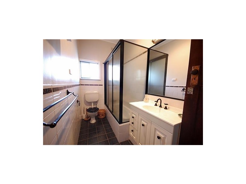 148 Douglas Street, Armidale NSW 2350