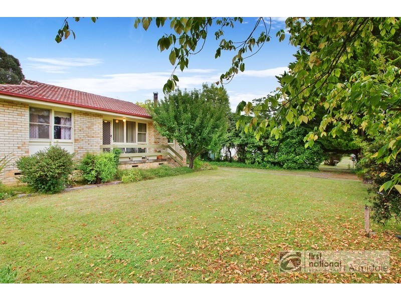 9 VIRGINIA CLOSE, Armidale NSW 2350