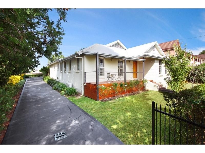 112 MOSSMAN STREET, Armidale NSW 2350