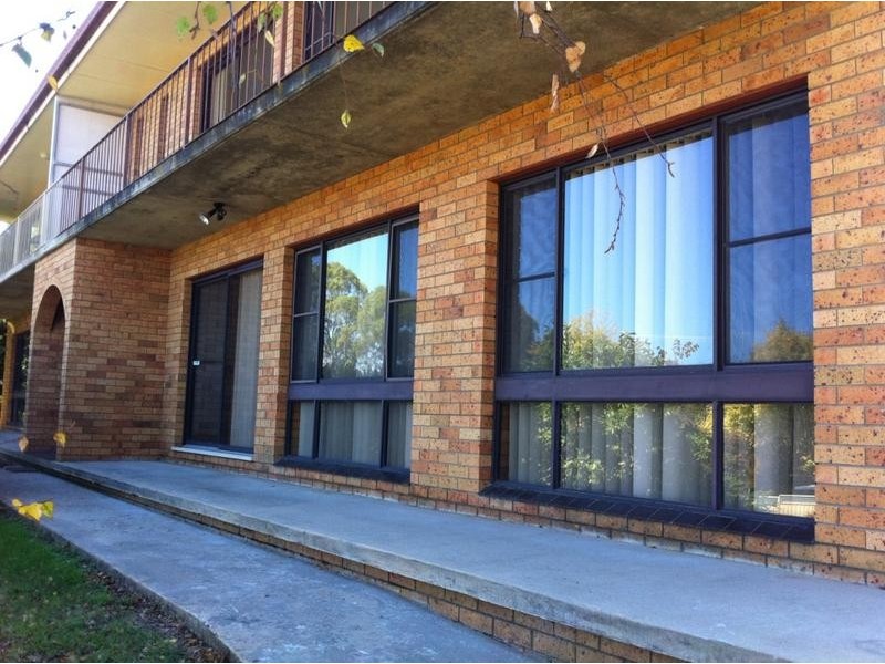 2/197 DONNELLY, Armidale NSW 2350