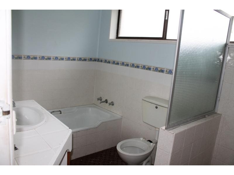 3 BISHOP CRESCENT, Armidale NSW 2350