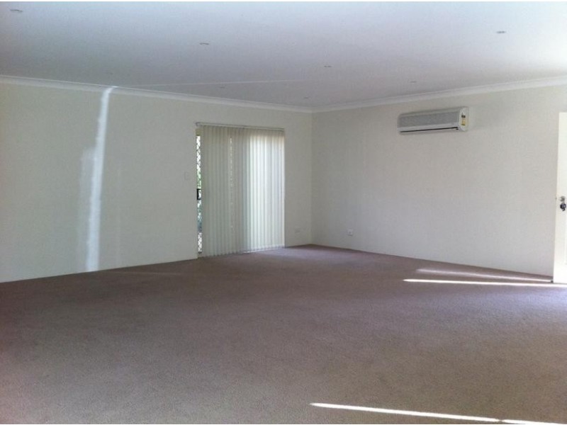 21 GOLDEN GROVE, Armidale NSW 2350