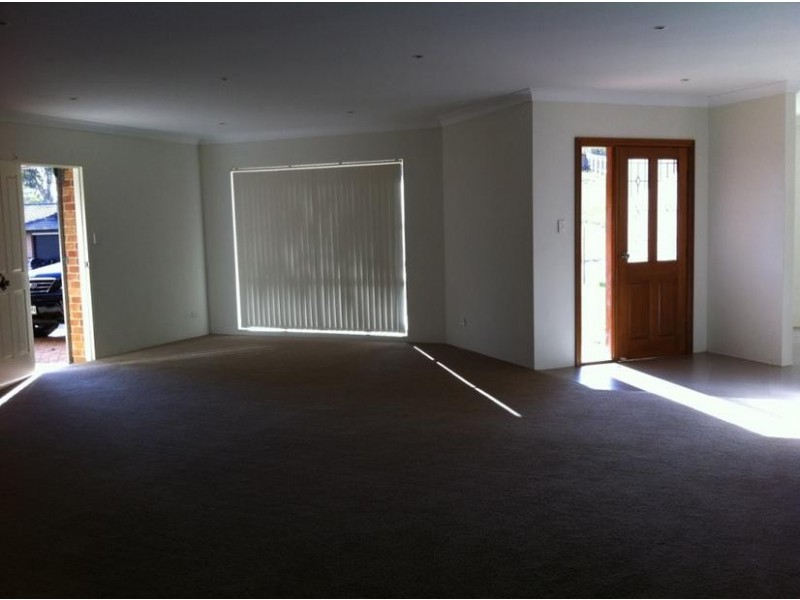 21 GOLDEN GROVE, Armidale NSW 2350