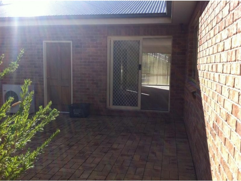 21 GOLDEN GROVE, Armidale NSW 2350