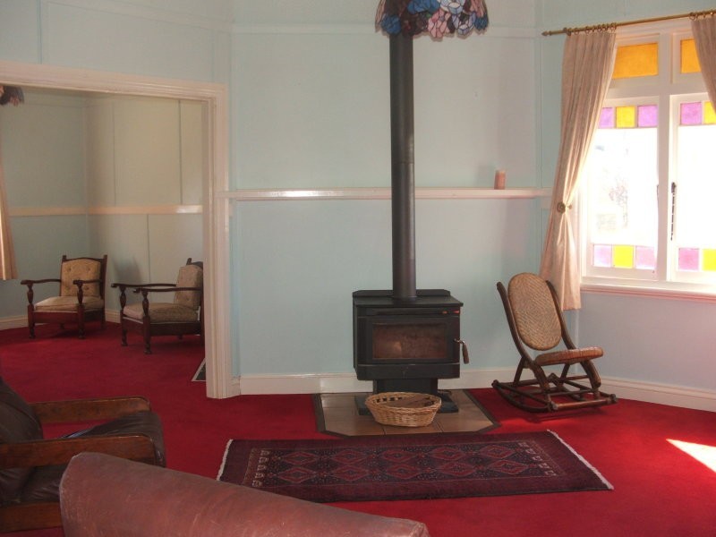 30 BRIDGE STREET, Uralla NSW 2358