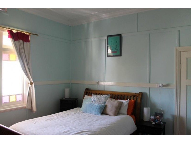 30 BRIDGE STREET, Uralla NSW 2358