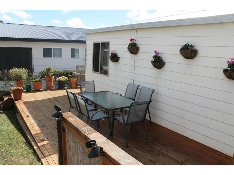 31 DALE CRESCENT, Armidale NSW 2350