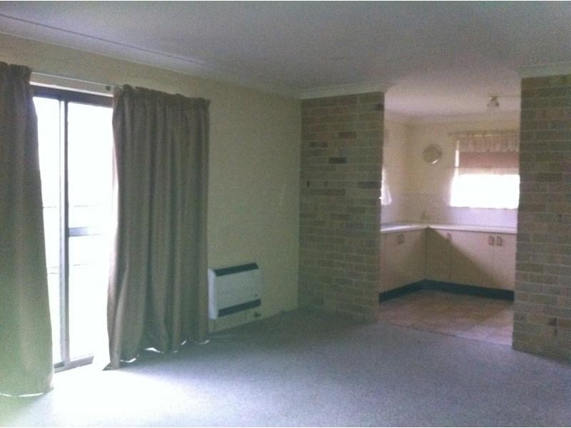 27A CENTENNIAL CLOSE, Armidale NSW 2350