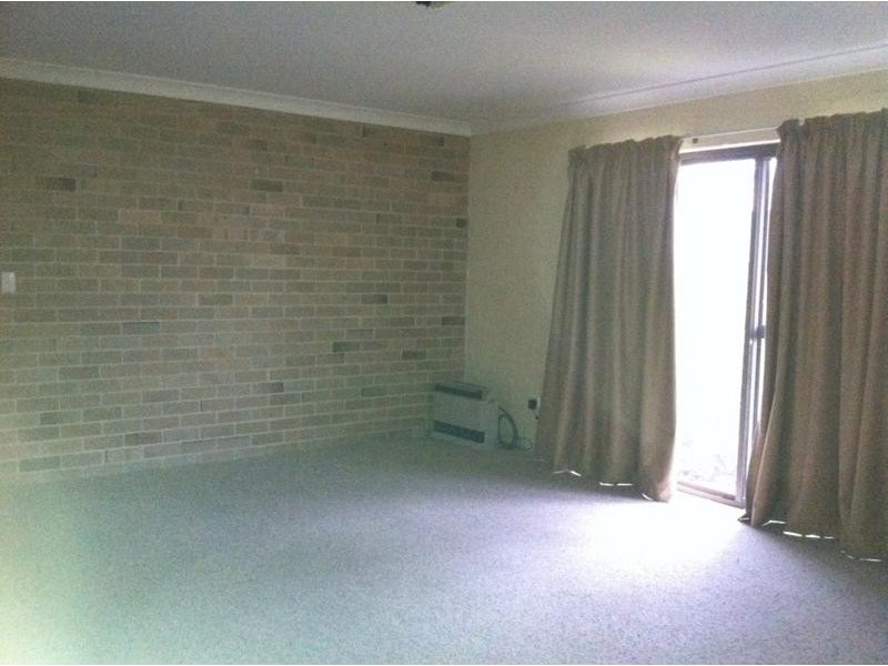 27A CENTENNIAL CLOSE, Armidale NSW 2350