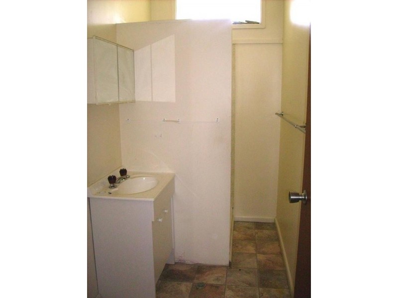 2/211 Beardy Street, Armidale NSW 2350