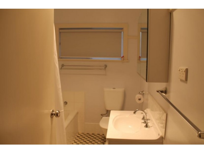 158 ALLINGHAM STREET, Armidale NSW 2350