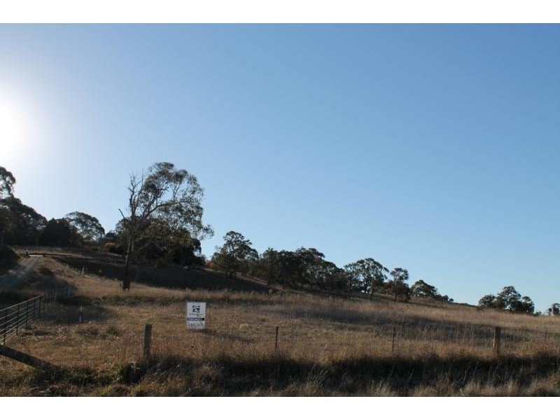 Lot 1, 76 GOSTWYCK ROAD, Armidale NSW 2350