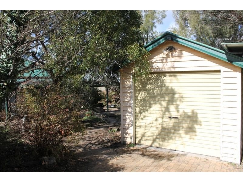 62 TAYLOR STREET, Armidale NSW 2350