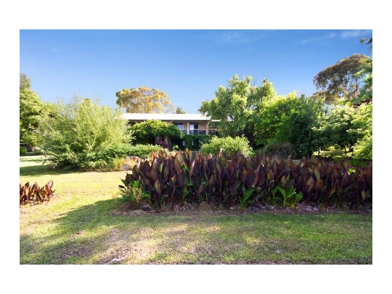 20 INCES ROAD, Armidale NSW 2350