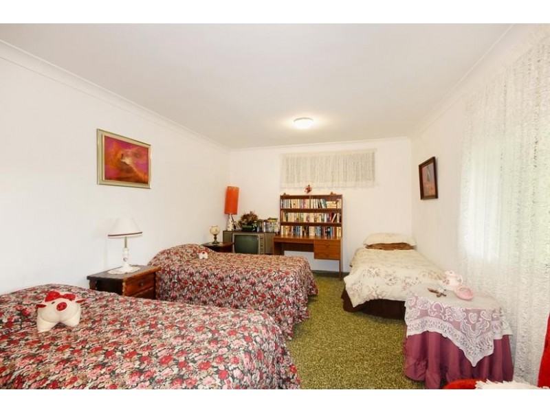 20 INCES ROAD, Armidale NSW 2350