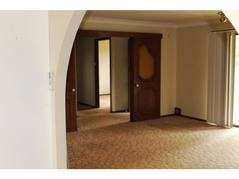 8 WATSON AVE, Armidale NSW 2350