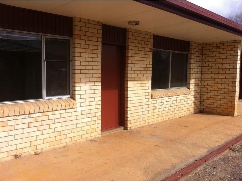 2/66 Niagara St, Armidale NSW 2350
