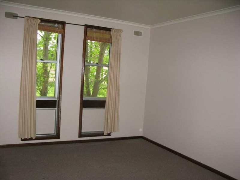 13 McIntosh Crescent, Armidale NSW 2350