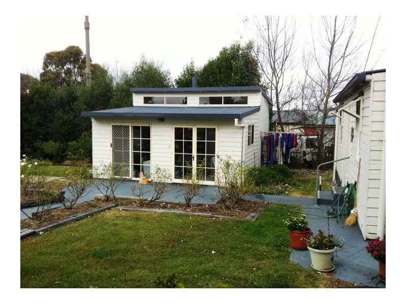 19 Marsh Street, Armidale NSW 2350