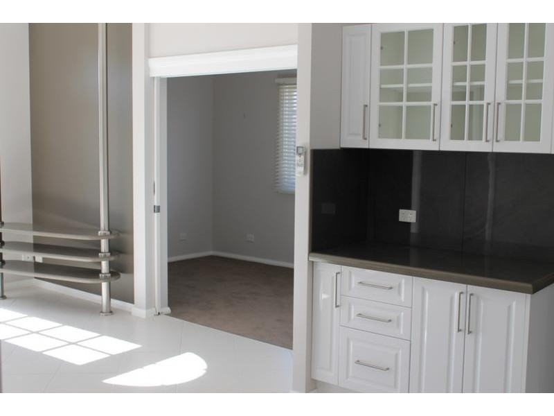 171-173 BROWN STREET, Armidale NSW 2350