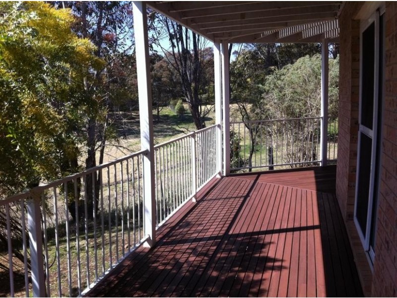 6 Merino Terrace, Armidale NSW 2350